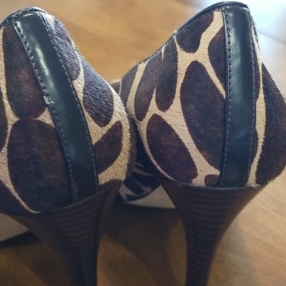 Nine West Giraffe Peep Toe Heels 8M - Picture 15 of 15